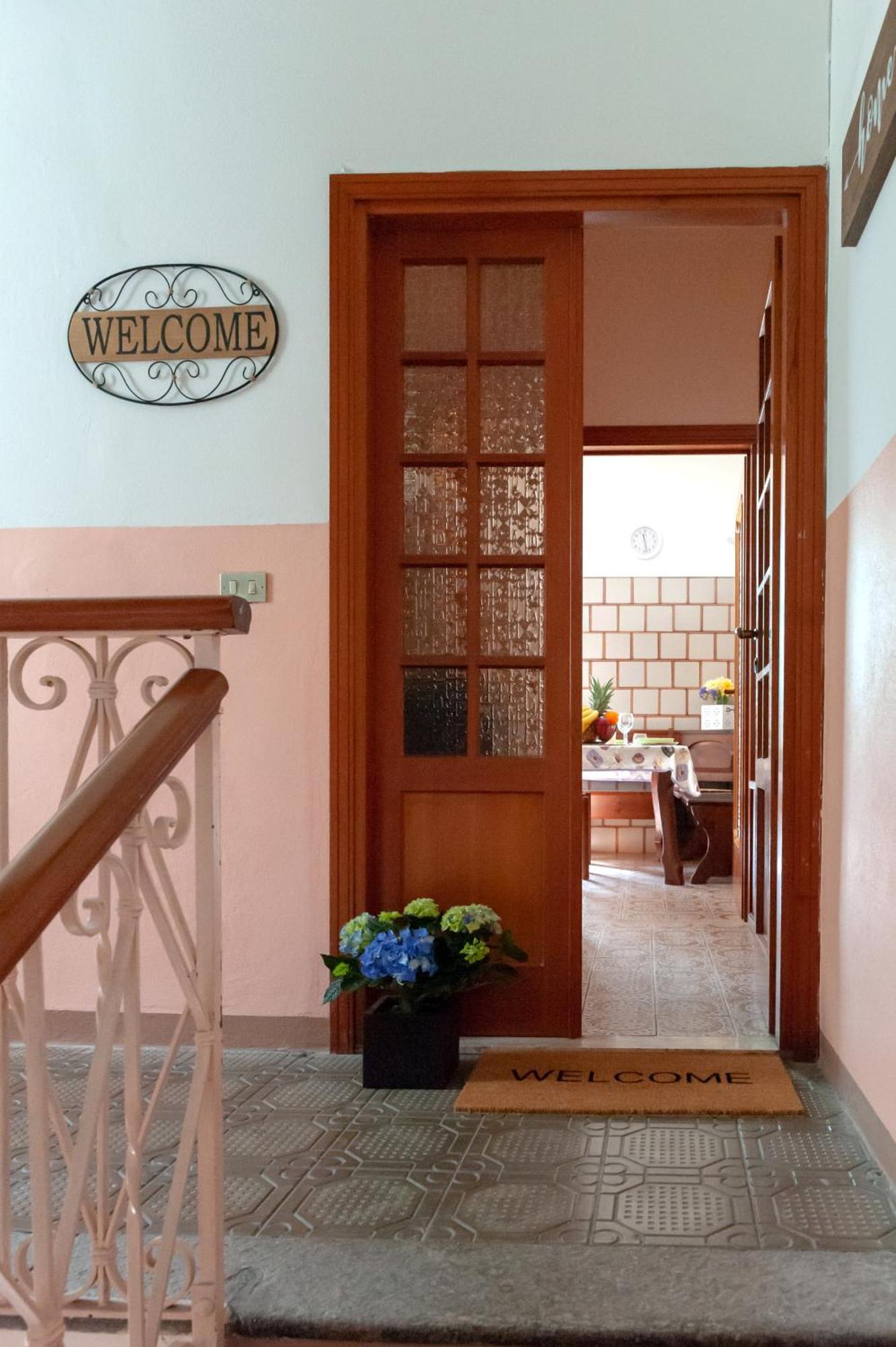 Casa Ilde Apartment Lierna Bagian luar foto